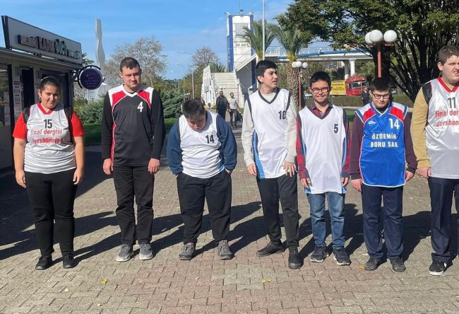 Cumhuriyetin coşkusuyla koştular, yürekleri ısıttılar!