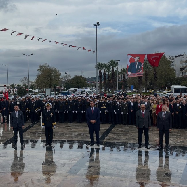 KDZ.EREĞLİ'DE CUMHURİYET BAYRAMI KUTLANMAYA BAŞLADI