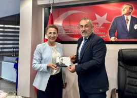 Çiftçiler Gününde Ziraat Odasına CHPden ziyaret