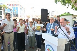KDZ. EREĞLİ BELEDİYESİ, BİNLERCE AŞURE DAĞITTI