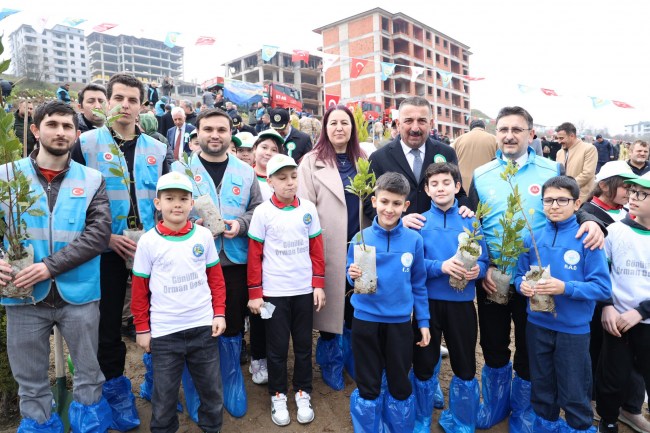 ‘2026 fidan geleceğe bırakılan birer emanet’