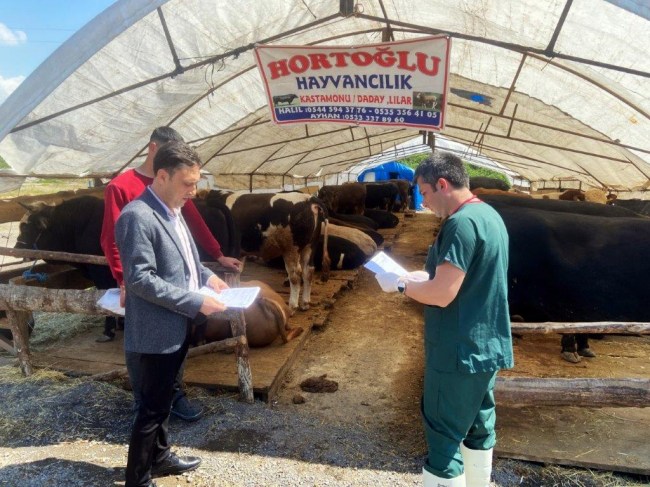 KURBAN PAZARI DENETLENDİ, KURBAN YAKALAMA TİMİ KURULDU