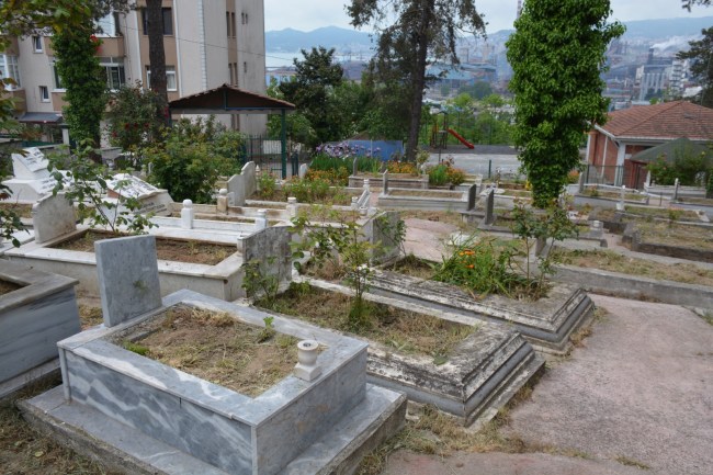 GÜLÜÇ'TE BAYRAM TEMİZLİĞİ