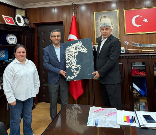 BOZKURT VE SEYHAN'DAN BAŞKAN KARA'YA ZİYARET
