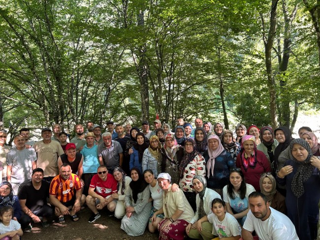 HACIOSMANLAR KÖYÜ’NDE GELENEKSEL PİKNİK COŞKUSU YAŞANDI