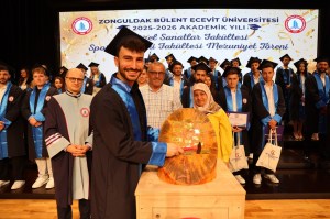 Güzel Sanatlar ve Spor Bilimleri Fakülteleri Yeni Mezunlarını Verdi