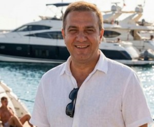 BUGÜN SON YOLCULUĞUNA UĞURLANIYOR
