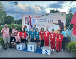 Zeynep Tuncaydan 3 Bronz Madalya