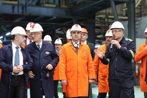 BAKAN KACIR, ERDEMİRİ GEZDİ