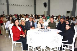Gülüçte Anneler Günü coşkusu