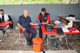 Zonguldakta jandarma personeli kan bağışında bulundu
