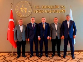 BAKAN BAK İLE BELDELERİN GELECEĞİ KONUŞULDU