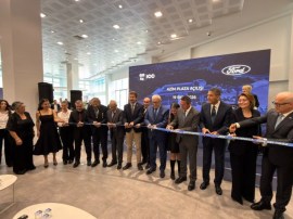 FORD AZİM OTOMOTİVİN YENİ BAYİSİ KDZ. EREĞLİDE AÇILDI